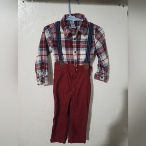 3 outfits*Carter's boy size  24 months * 3 outfits